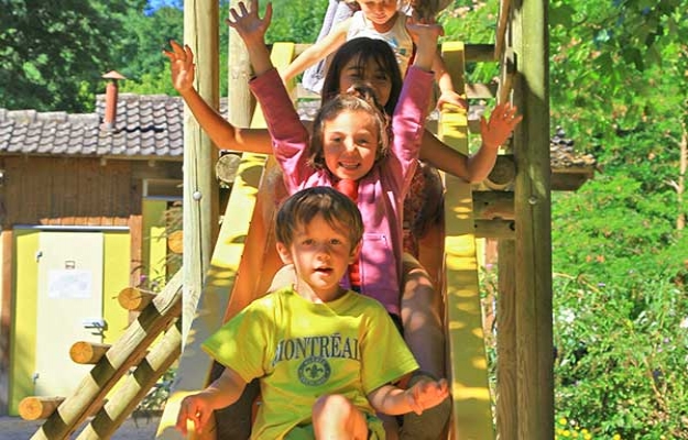 Camping à vendre dans un cadre enchanteur