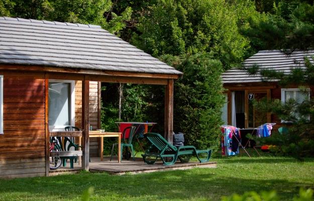 Camping vert aux belles perspectives